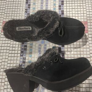 Skechers Women's Black Faux Fur Y2K Mules